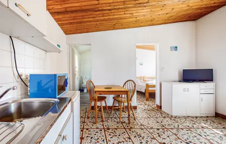 Location Maison 4 personnes à Saint Savinien - Photo 4