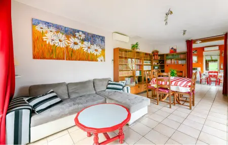 Location Maison 9 personnes à Scorbé Clairvaux - Photo 3