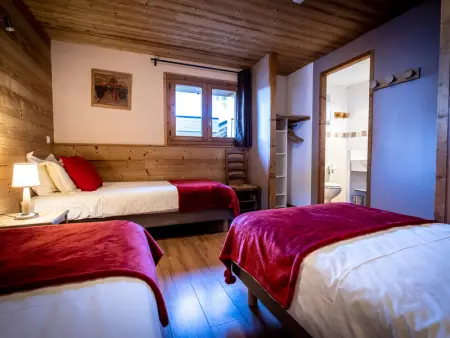 Chalet spacieux 15 pers. à Plagne 1800, au pied des pistes avec jacuzzi et sauna - Photo 8