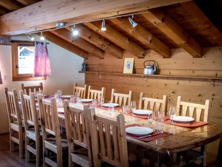 Chalet spacieux avec jacuzzi et vue Mont Blanc, 5 chambres, WiFi - Photo 7