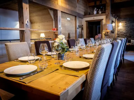 Luxueux chalet 7 chambres avec jacuzzi et sauna, proche télésiège - Photo 5