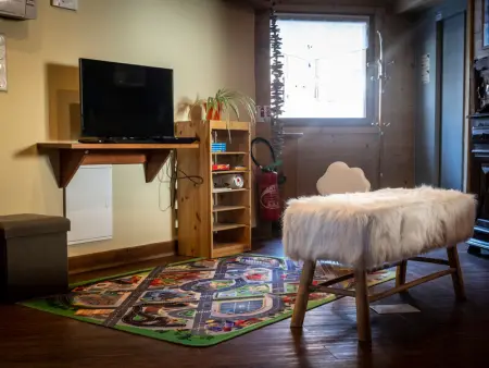 Luxueux chalet 7 chambres avec jacuzzi et sauna, proche télésiège - Photo 12