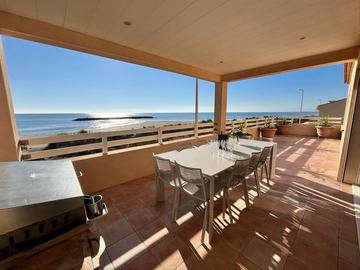 Location Villa à Valras Plage, Superbe villa en bord de mer avec places de parking - N°989546