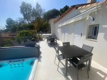 Villa in Le Lavandou,Villa Vallon d'Aiguebelle FR8420.45.1 N°989576