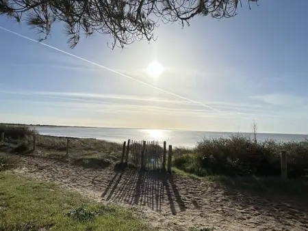 Maison confortable face à la mer, 7 couchages, terrasse, jardin, wifi, parking, animaux acceptés - Photo 23