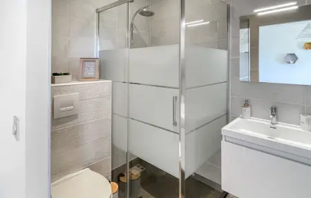 Maison avec piscine, Maison 10 personnes à Rochegude - Photo 32