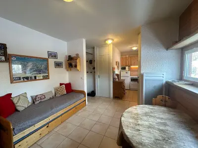 Appartement à Vars, Appartement skis aux pieds avec cuisine équipée à Vars - L990026