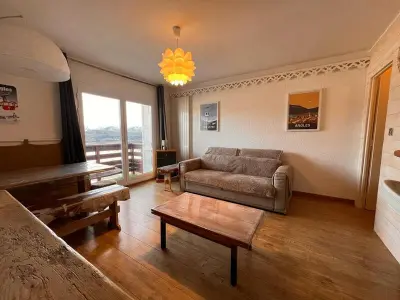 Appartement à Les Angles, Appartement 2 pièces avec balcon et cuisine équipée aux Angles - L990129