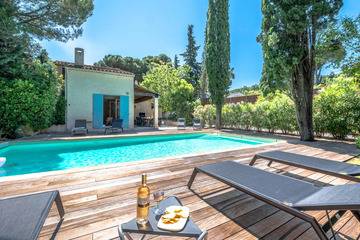 Location Maison à Gassin,Splendide maison typique avec piscine et grand jardin à St Tropez - Welkeys 1119500 N°990166