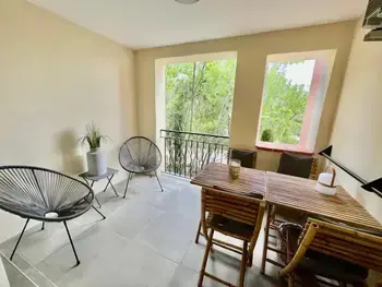 Appartement à Mallemort,Appartement T2 en Provence, Golf, Clim, Terrasse, Parking, Parc loisirs - Calme et Confort FR-1-658-27 N°990333