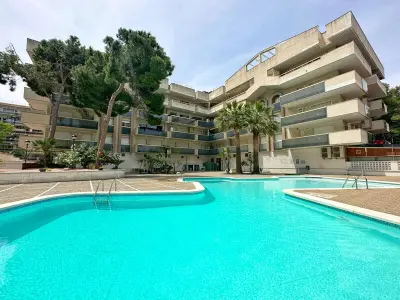 Appartement à Salou, Appartement à Salou, à 300m de la Plage Levante avec WiFi et Piscine - L990558