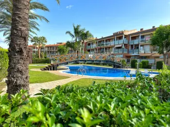 Appartement à Vilafortuny,Appartement moderne à Cambrils, 3 chambres, terrasse, parking et Wi-Fi, proche de la plage ES-317-3 N°990568