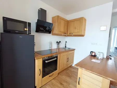 Appartement rénové au centre de Trébeurden, 400m de la plage, proche commerces - Photo 1