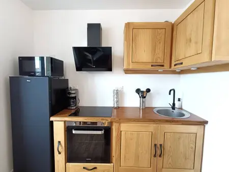 Appartement rénové au centre de Trébeurden, 400m de la plage, proche commerces - Photo 6