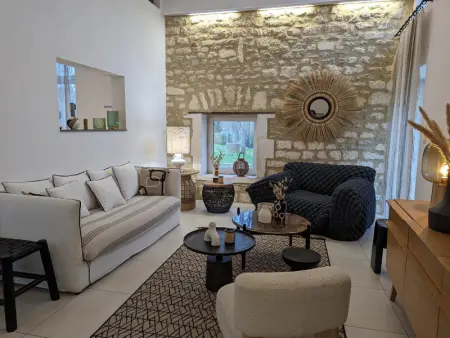 Maison de Charme Moderne avec Jardin, Terrasse et Fibre - Saint-Yrieix-sur-Charente - Photo 3