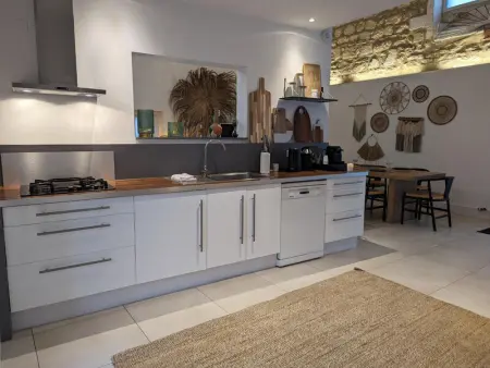 Maison de Charme Moderne avec Jardin, Terrasse et Fibre - Saint-Yrieix-sur-Charente - Photo 7