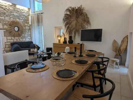 Maison de Charme Moderne avec Jardin, Terrasse et Fibre - Saint-Yrieix-sur-Charente - Photo 9