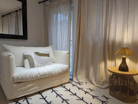 Maison de Charme Moderne avec Jardin, Terrasse et Fibre - Saint-Yrieix-sur-Charente - Photo 13