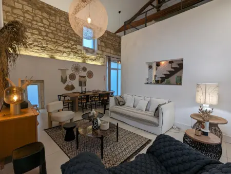 Maison de Charme Moderne avec Jardin, Terrasse et Fibre - Saint-Yrieix-sur-Charente - Photo 18