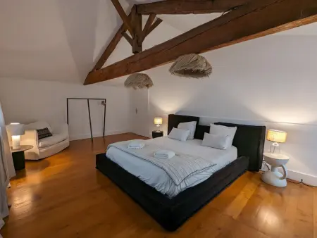 Maison de Charme Moderne avec Jardin, Terrasse et Fibre - Saint-Yrieix-sur-Charente - Photo 23