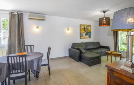 Location Maison 5 personnes à Montfavet - Photo 1