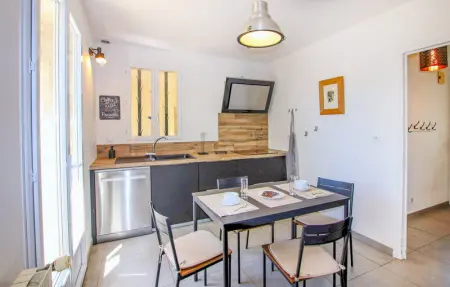 Location Maison 5 personnes à Montfavet - Photo 4