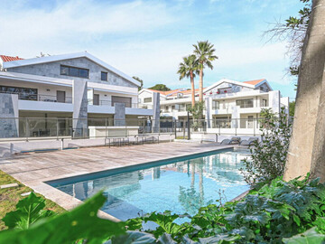 Location Appartement à Saint Cyr sur Mer,Appartement à 150m plage des Lecques, climatisé, piscine, terrasse, 2 chambres, parking - 4 étoiles FR-1-770-29 N°991142