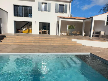 Location Maison à Saint Palais sur Mer,Superbe villa neuve avec piscine - grande terrasse - préau et beau jardin - 3 étoiles à Saint-Palais-sur-Mer - N°991730