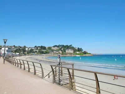 Appartement à Perros Guirec, Appartement vue mer avec parking privé et WiFi à Perros-Guirec - L991806