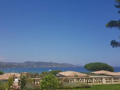 Villa à Sainte Maxime, Villa 8 pièces avec piscine privée, climatisation et WiFi proche plage - L991812