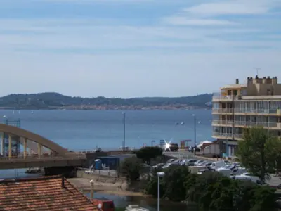 Appartement à Sainte Maxime, Studio avec piscine, climatisation et parking à 100 m du centre et plage - Sainte-Maxime - L991850