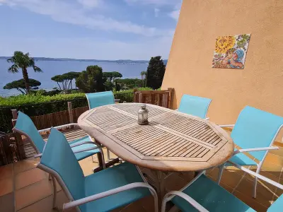 Appartement à Sainte Maxime, Appartement 4 pièces, superbe vue mer, piscine, parking, animaux admis, Sainte-Maxime - L991861