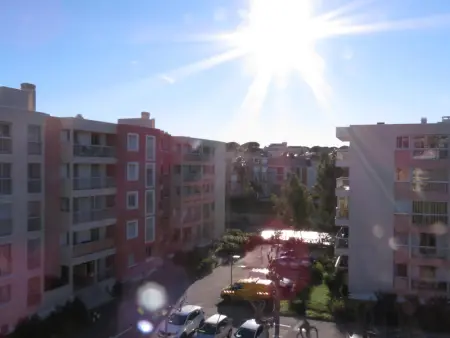 Studio avec Cabine, Piscine, Parking Privé, Proche Plages à Sainte-Maxime - Photo 2