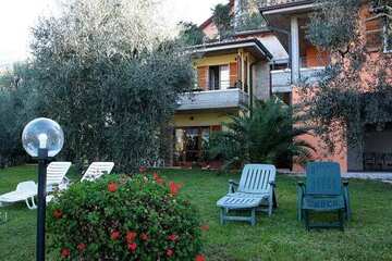 Location Appartement à Castelletto di Brenzone Sul Garda,118539 IT-37010-82 N°992146
