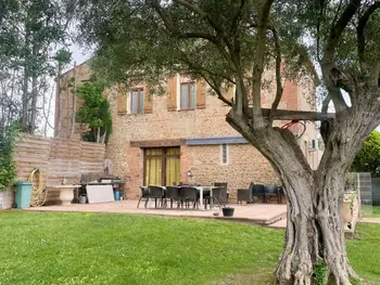 Casa en Pia,Mas rénové avec piscine, 2 appartements, 8 couchages, entre vignes et chevaux, proche Perpignan et plages. FR-1-748-22 N°992363