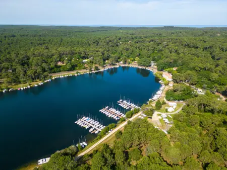 Maison à Biscarrosse: 8 pers, piscine, clim, proche lac et pistes cyclables, ménage inclus - Photo 28