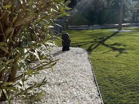 Appartement rénové 2 pièces, jardin privé, plage et garage, calme, climatisation - Photo 11