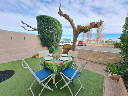Appartement à Marseillan Plage, Appartement cosy 2 pièces - jardin privé, accès direct plage, animaux acceptés ! - L992885