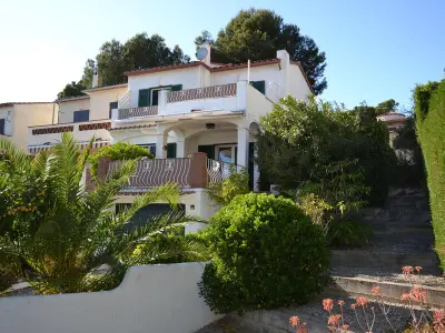 Maison à L'Estartit, Maison mitoyenne avec piscine commune, proche de la plage de L'Estartit - L993073