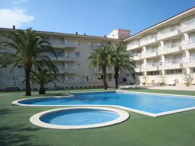 Appartement à L'Estartit, Appartement familial à L'Estartit avec piscine, près de la plage - L993082