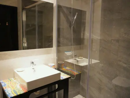 Bel Appartement en Bord de Mer avec Piscine, Terrasse et Climatisation à L'Estartit - Photo 12