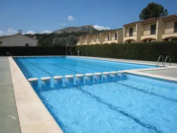 Maison à L'Estartit,Maison moderne avec piscine commune, proche plage, 2 terrasses, jardin, animaux acceptés ES-323-51 N°993108