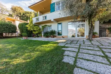 Villa in Torri del Benaco,Villa Vista Lago IT-37010-32 N°518642