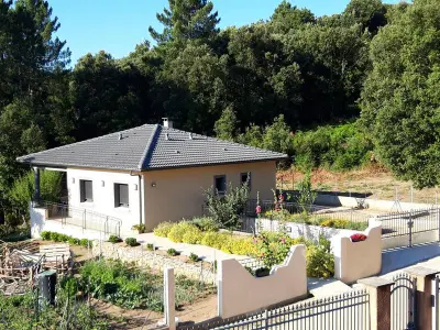 Villa à Levie, Séjour paisible en montagne à Levie - L993320