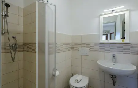 Location Maison 13 personnes à Montefalcone Appennino - Photo 35