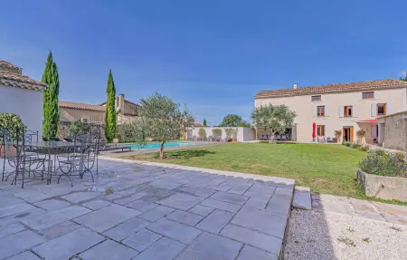 Le Mas Des Fontaines, Maison 15 personnes à Pernes Les Fontaines - Photo 3