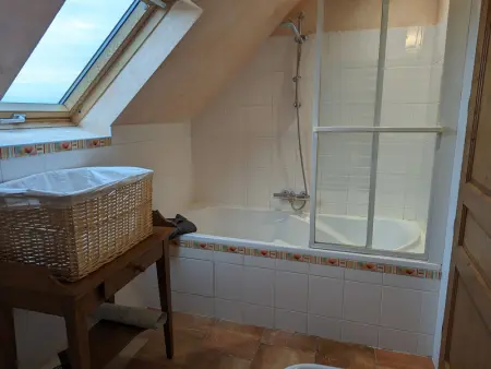 Charmante Maison Rurale avec Terrasse Privative, Proche A.77 et A.19, entre Gâtinais et Fontainebleau - Photo 14