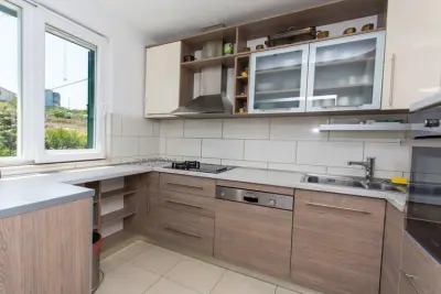 Appartement à Trogir, 227095 - L993978