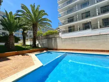 Appartamento a Salou,Penthouse familial à Salou : 3 chambres, terrasse, piscine, proche de Playa del Llevant et Port Aventura ES-317-35 N°994150