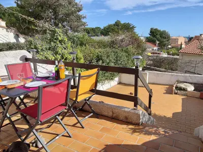 Maison à Fleury Saint Pierre la Mer, Maison 4 pièces, 5 pers, climatisation, terrasse, 450m plage, animaux admis - L994345